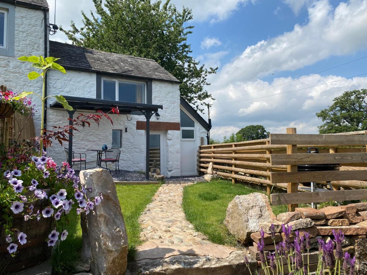 Delightful One Bed Lake District Cottage เพนริท ภายนอก รูปภาพ